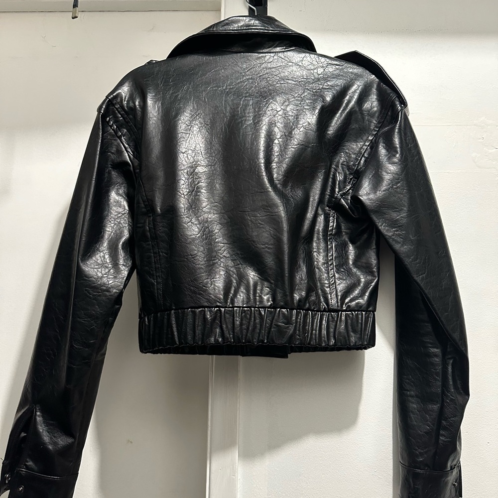 Leather jacket - Picture 4 of 4